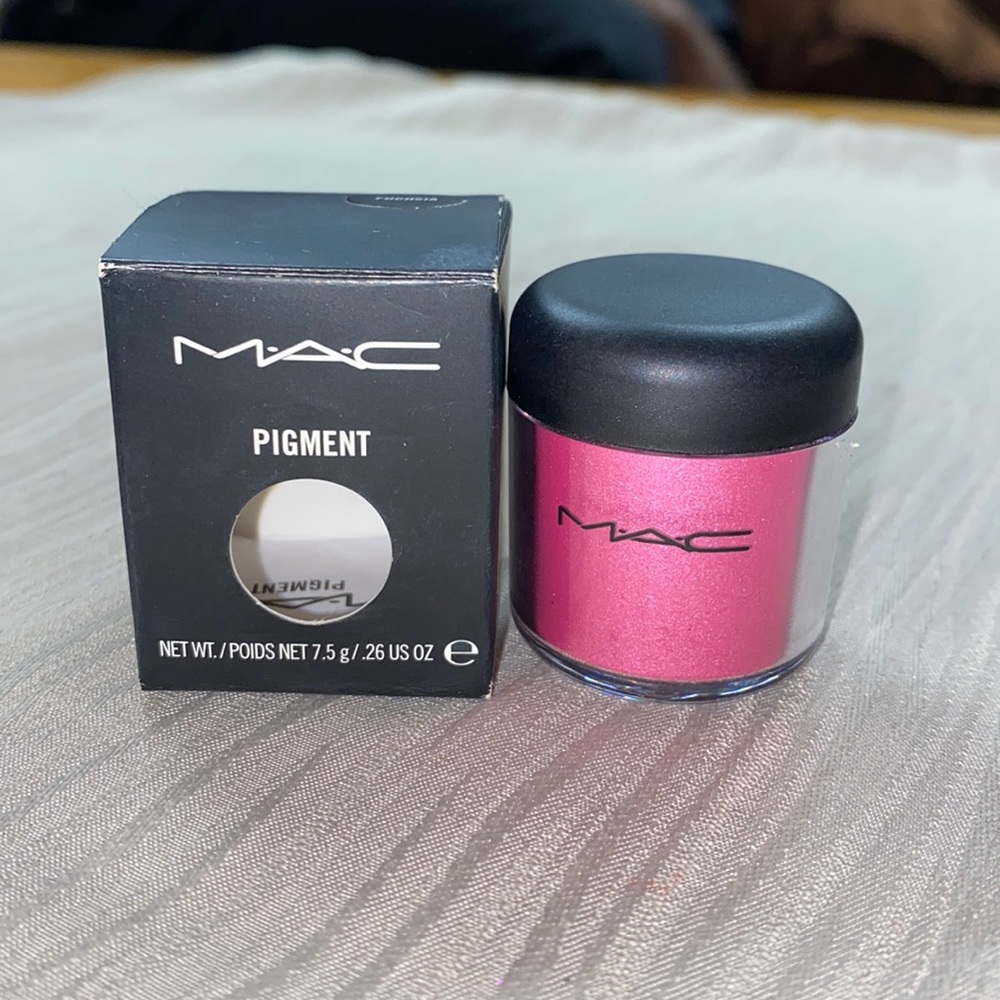 MAC Cosmetics Fuchsia Pigment